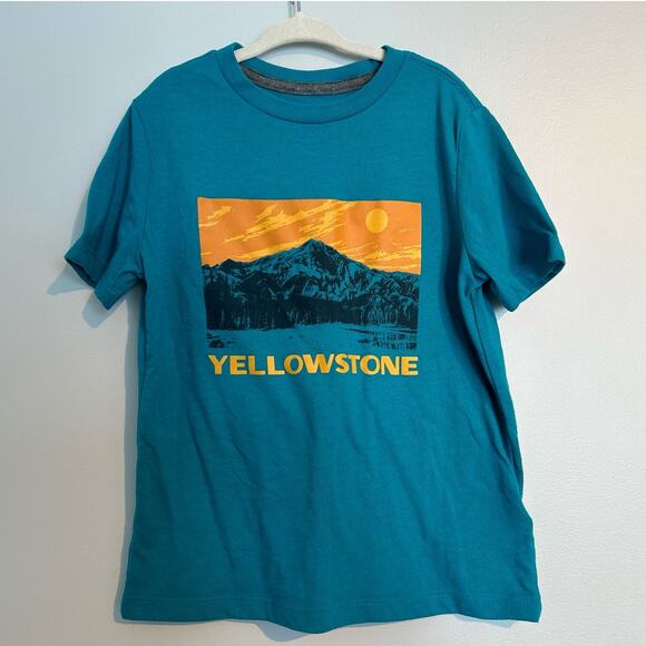 Old Navy Short Sleeve Yellowstone T-Shirt, Boys Small 6/7 - Picture 1 of 5